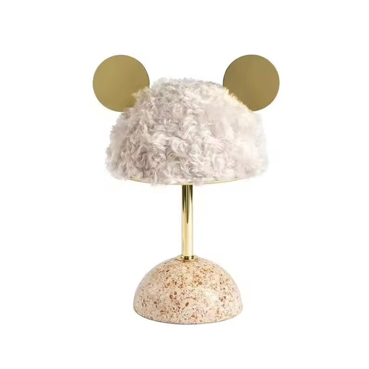 Mooie creatieve huisdecoratie dimbare meisjesbureaulamp